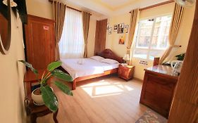 Binh Dao Hotel - Khach San Ngay Trung Tam Gia Re