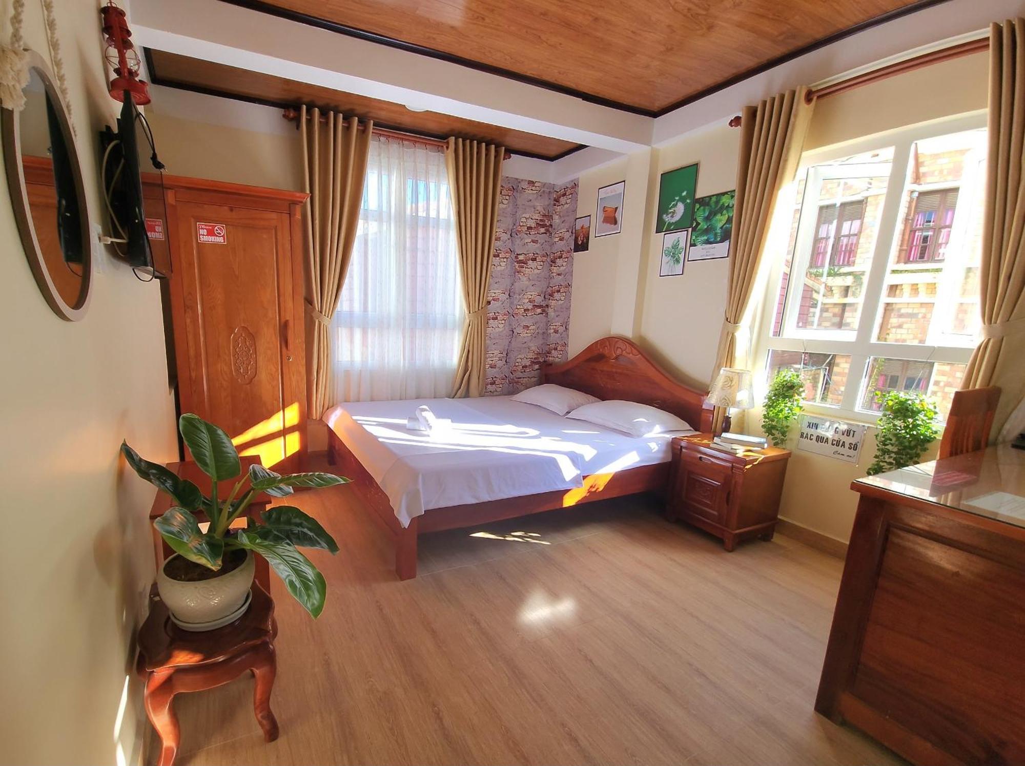 Binh Dao Hotel - Khach San Ngay Trung Tam Gia Re Далат Экстерьер фото
